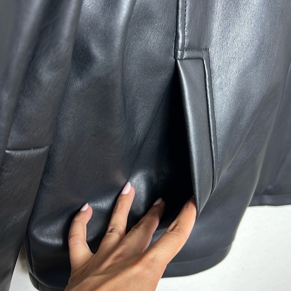 COLE HAAN Vegan Leather Shirt Collar Jacket - Picture 4 of 11